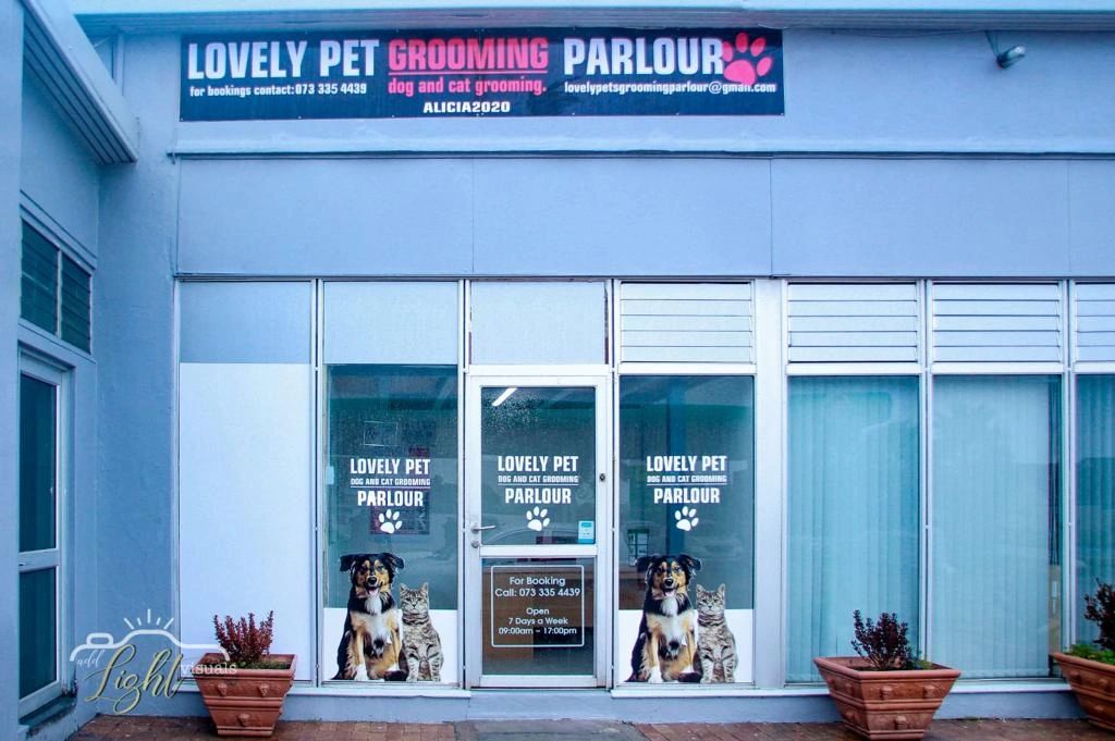 Lovely hot sale pet salon